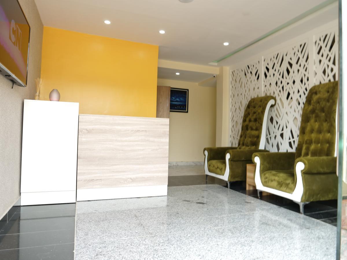 Alexia'S Place Hotel Лаґос Екстер'єр фото